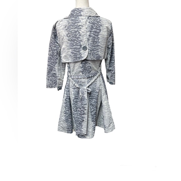 Vertigo Print Trench Coat (NWT) / Size: XL / Color: Blue / Item# 1-21901 - Picture 2 of 6
